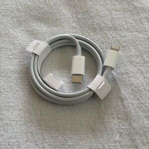 Authentic Apple USB-C to Lightning Cable 1m